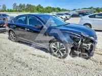 2017 Nissan ALTIMA photo