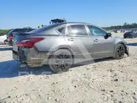 2017 Nissan ALTIMA фото