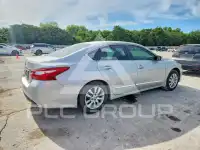 2017 Nissan ALTIMA фото