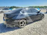 2017 Nissan ALTIMA photo