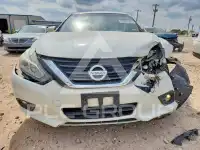 2017 Nissan ALTIMA фото