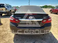 2017 Nissan ALTIMA photo