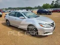 2017 Nissan ALTIMA photo