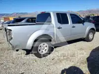 2017 Nissan FRONTIER фото