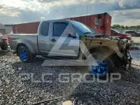 2017 Nissan FRONTIER фото