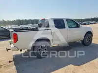 2017 Nissan FRONTIER фото