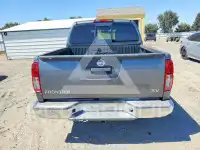 2017 Nissan FRONTIER photo