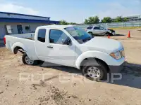 2017 Nissan FRONTIER фото