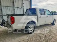 2017 Nissan FRONTIER фото
