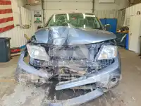 2017 Nissan FRONTIER фото