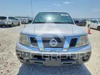 2017 Nissan FRONTIER фото