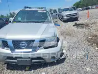 2017 Nissan FRONTIER фото
