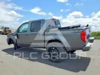 2017 Nissan FRONTIER фото