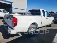 2017 Nissan FRONTIER photo