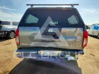 2017 Nissan FRONTIER фото
