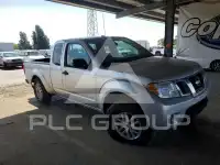 2017 Nissan FRONTIER photo