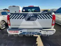 2017 Nissan FRONTIER photo