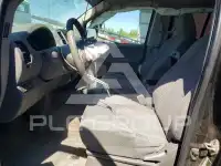 2017 Nissan FRONTIER фото