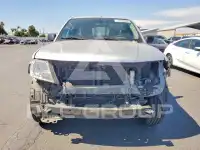 2017 Nissan FRONTIER photo