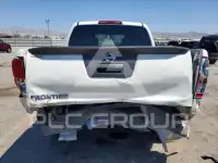2017 Nissan FRONTIER фото