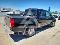 2017 Nissan FRONTIER фото
