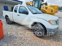 2017 Nissan FRONTIER фото