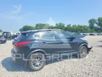 2017 Nissan ROGUE photo