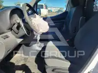 2017 Nissan NV фото
