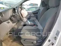 2017 Nissan NV photo