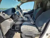 2017 Nissan NV фото