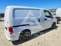 2017 Nissan NV фото