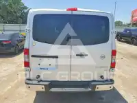 2017 Nissan NV фото