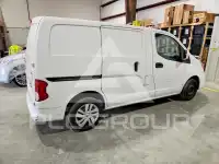 2017 Nissan NV 200 фото