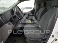2017 Nissan NV photo