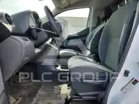 2017 Nissan NV фото