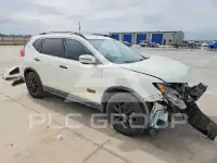 2017 Nissan ROGUE photo