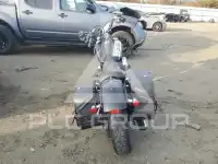 2017 Harley-Davidson Fx photo