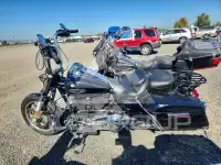 2017 Harley-Davidson FL photo