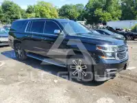 2017 Chevrolet Suburan фото
