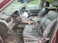 2017 Chevrolet Suburan photo
