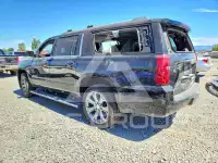 2017 Chevrolet Suburan photo