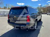 2017 Chevrolet Suburan фото