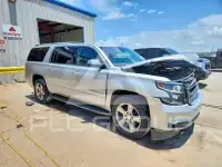 2017 Chevrolet Suburan photo