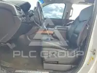 2017 Chevrolet Suburan фото