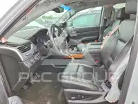 2017 Chevrolet Suburan фото