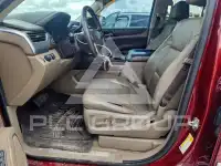 2017 Chevrolet Suburan фото