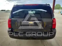2017 Chevrolet Suburan photo