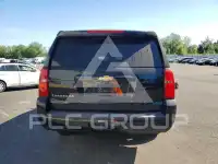 2017 Chevrolet Suburan photo