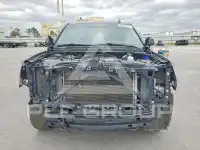 2017 Chevrolet Suburan фото