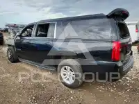 2017 Chevrolet Suburan photo
